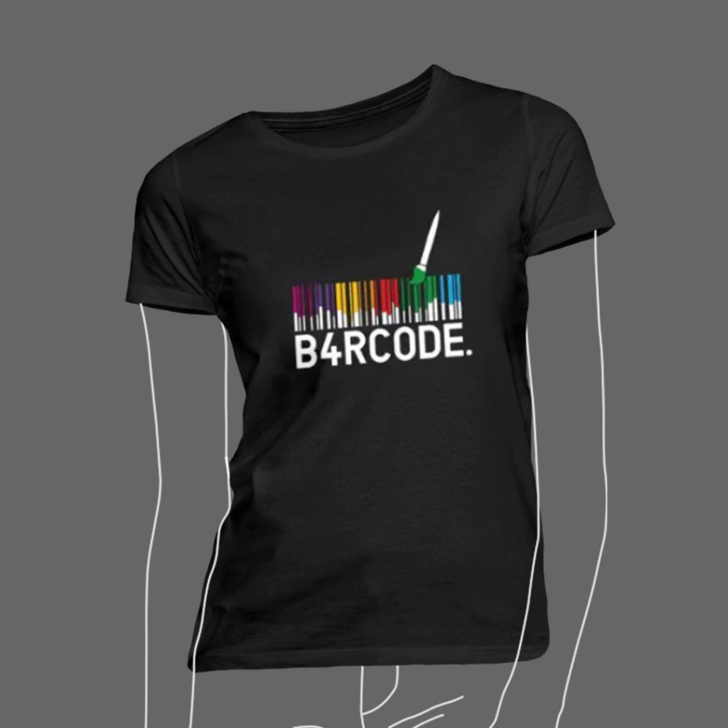 Bild eines schwarzen frauen T-Shirts mit dem B4RCODE. Painted Design darauf.